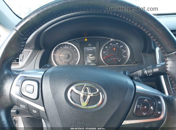 4T1BF1FK5GU171136 2016 TOYOTA CAMRY Gray Rear seats view