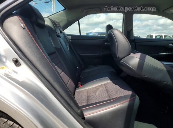 4T1BF1FK5GU172030 2016 TOYOTA CAMRY Silver Հետևի նստատեղերի տեսք