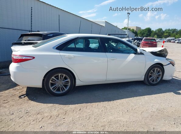 4T1BF1FK5GU208525 2016 TOYOTA CAMRY White Вид задньої частини салону