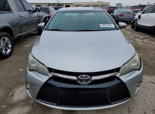 4T1BF1FK5GU219945 2016 TOYOTA CAMRY Silver წინა ხედი