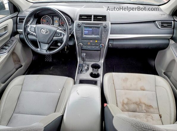 4T1BF1FK5GU219945 2016 TOYOTA CAMRY Silver წინა პანელის ხედი