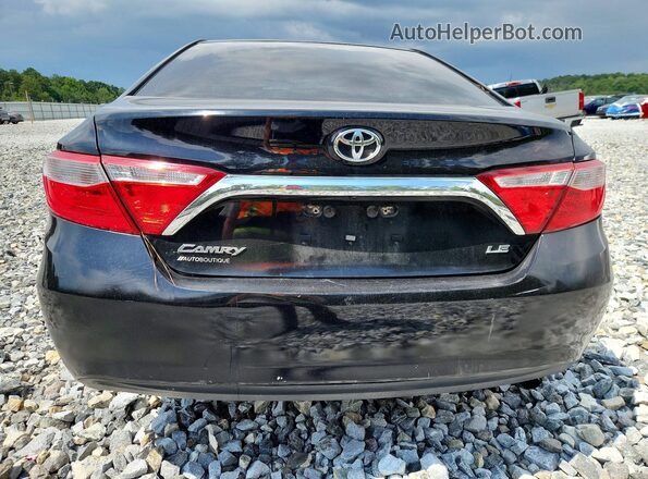 4T1BF1FK5GU253934 2016 TOYOTA CAMRY Black Widok z tyłu