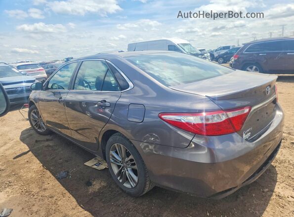 4T1BF1FK5HU314281 2017 TOYOTA CAMRY Gray Tył lewy