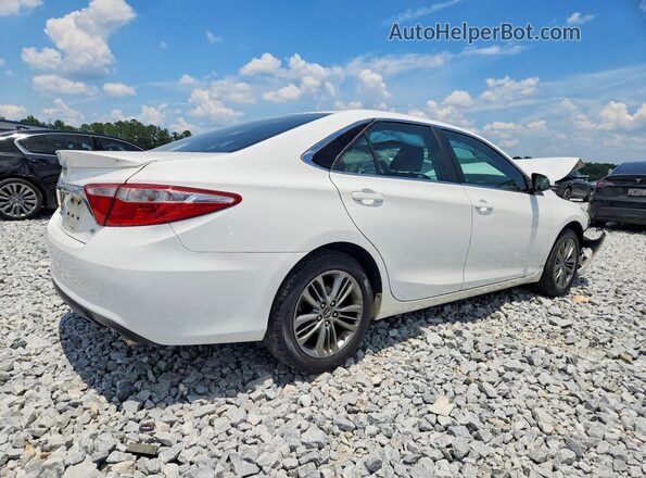 4T1BF1FK5HU336717 2017 TOYOTA CAMRY White Rear right
