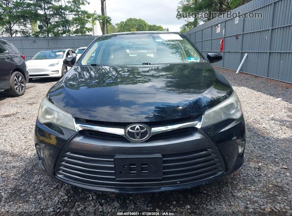 4T1BF1FK5HU433643 2017 TOYOTA CAMRY Черный Вид щитка приборов