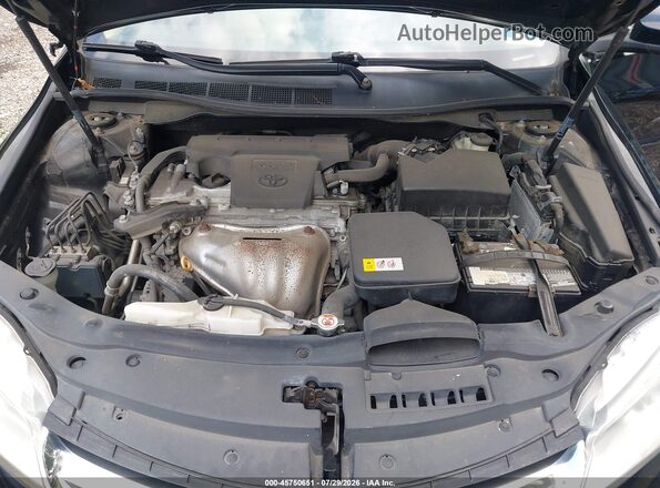 4T1BF1FK5HU433643 2017 TOYOTA CAMRY Черный Вид сзади