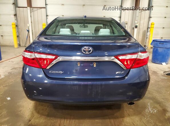 4T1BF1FK5HU628254 2017 TOYOTA CAMRY Blue Rear view