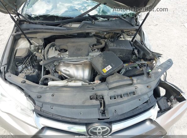 4T1BF1FK5HU639836 2017 TOYOTA CAMRY Gold Հետևի տեսք