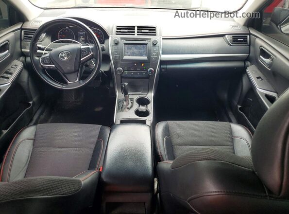4T1BF1FK5HU792197 2017 TOYOTA CAMRY White Dashboard view