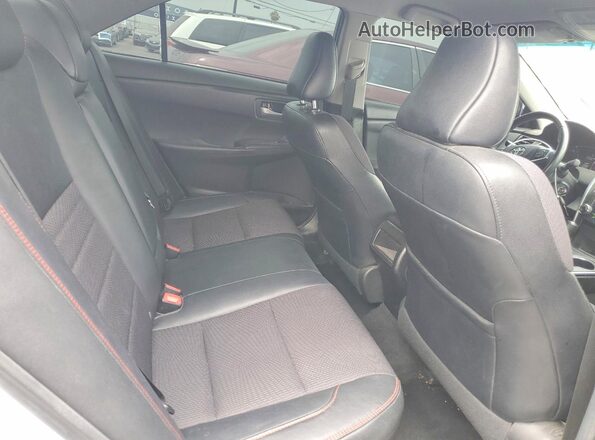 4T1BF1FK5HU792197 2017 TOYOTA CAMRY White Rear seats view