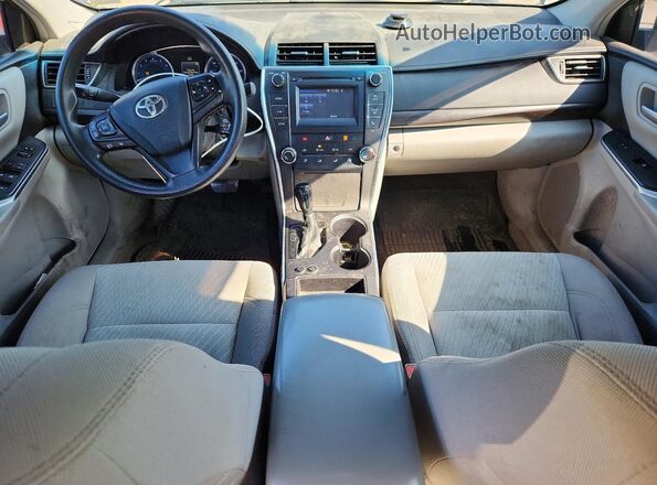 4T1BF1FK5HU814375 2017 TOYOTA CAMRY Blue Առջևի վահանակի տեսք