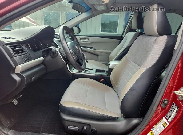 4T1BF1FK6GU601210 2016 TOYOTA CAMRY Red Вид салону спереду