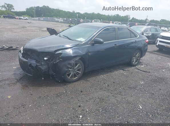 4T1BF1FK6HU292839 2017 TOYOTA CAMRY Синий Передняя левая четверть