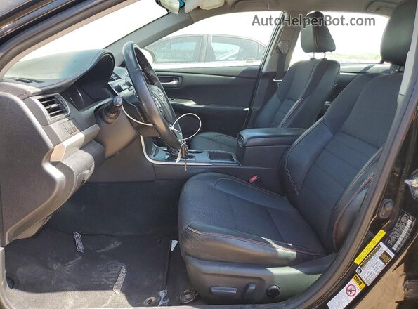 4T1BF1FK6HU308330 2017 TOYOTA CAMRY Black Front interior view