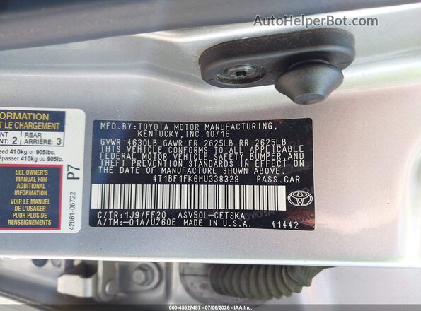 4T1BF1FK6HU338329 2017 TOYOTA CAMRY Silver Вид підкапотного простору