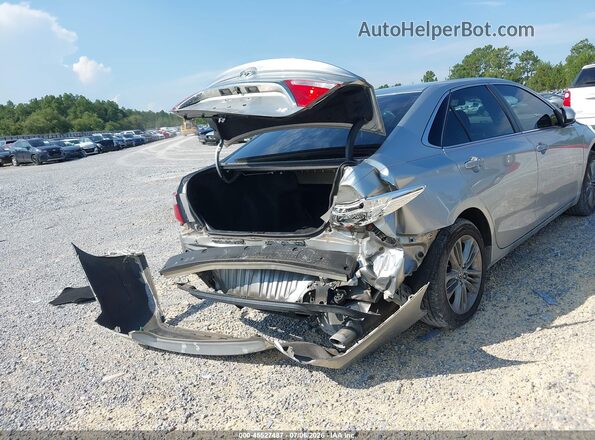 4T1BF1FK6HU338329 2017 TOYOTA CAMRY Silver Вид спереду