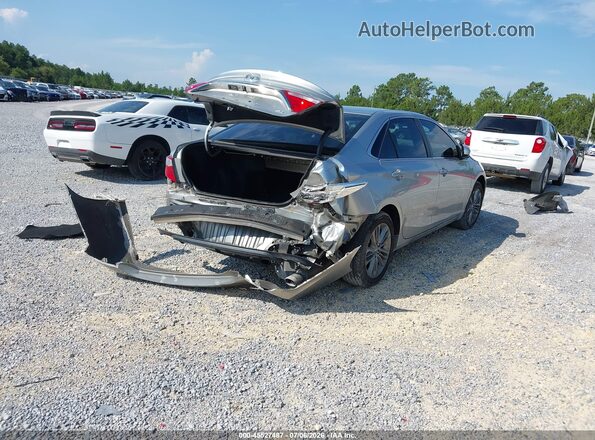 4T1BF1FK6HU338329 2017 TOYOTA CAMRY Silver Задня права чверть