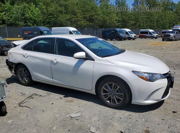 4T1BF1FK6HU426104 2017 TOYOTA CAMRY Белый Передняя правая четверть