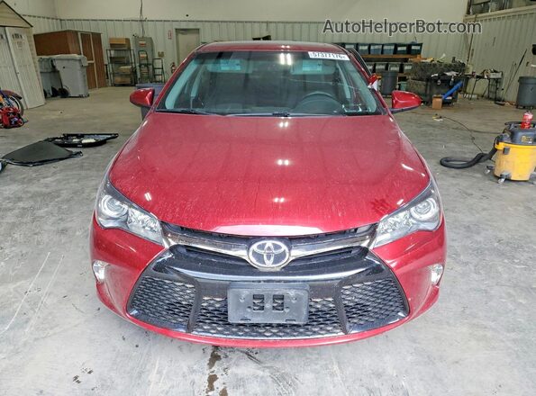 4T1BF1FK6HU795321 2017 TOYOTA CAMRY Red Դիմացի տեսք