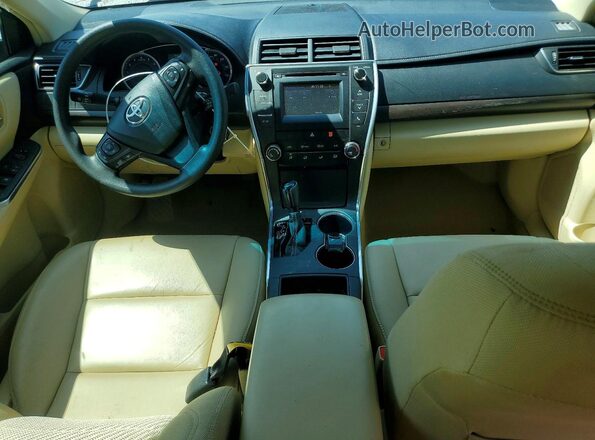 4T1BF1FK7GU518689 2016 TOYOTA CAMRY Серебряный Вид панели приборов