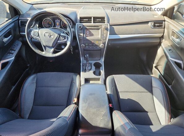 4T1BF1FK7GU521074 2016 TOYOTA CAMRY Серый Вид панели приборов