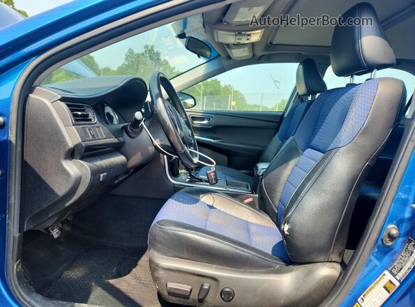 4T1BF1FK7GU523293 2016 TOYOTA CAMRY Синий Вид салона спереди