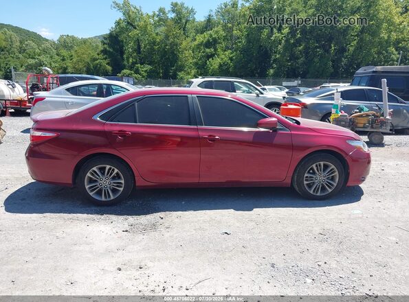 4T1BF1FK7GU535511 2016 TOYOTA CAMRY Red Սալոնի հետևի տեսք