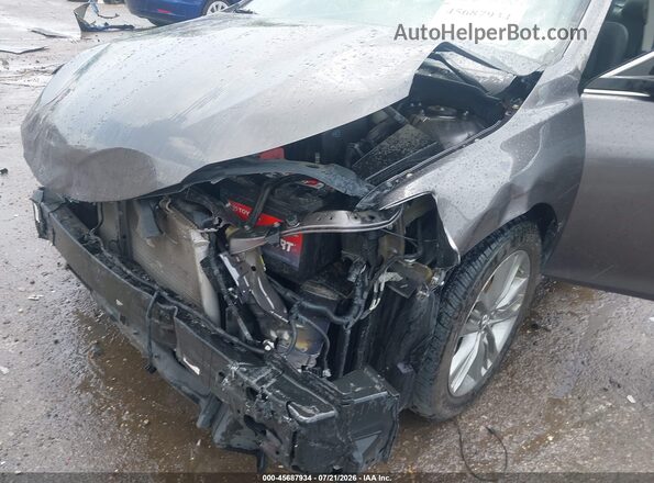 4T1BF1FK7HU359657 2017 TOYOTA CAMRY Коричневый Вид спереди