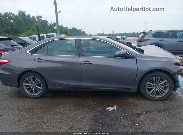 4T1BF1FK7HU359657 2017 TOYOTA CAMRY Коричневый Вид задней части салона