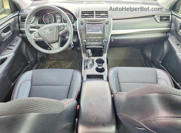 4T1BF1FK7HU367161 2017 TOYOTA CAMRY White Widok deski rozdzielczej