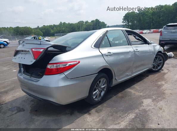 4T1BF1FK7HU427892 2017 TOYOTA CAMRY Silver Trasero derecho