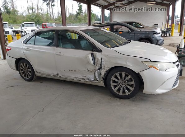 4T1BF1FK8GU131102 2016 TOYOTA CAMRY Белый Вид задней части салона