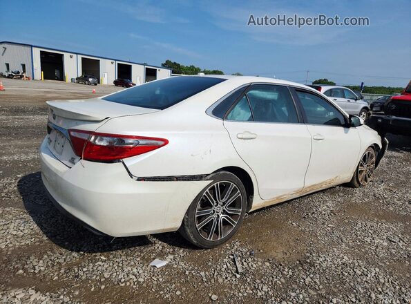 4T1BF1FK8GU153309 2016 TOYOTA CAMRY White Rear right