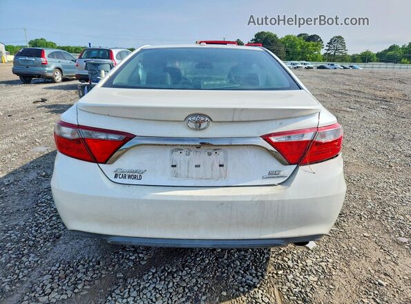 4T1BF1FK8GU153309 2016 TOYOTA CAMRY White Rear view