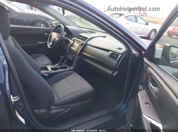 4T1BF1FK8GU553791 2016 TOYOTA CAMRY Blue Вид салону спереду