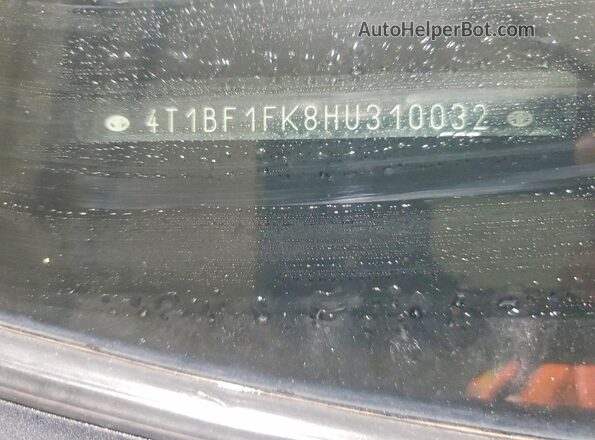 4T1BF1FK8HU310032 2017 TOYOTA CAMRY White Vista del compartimento del motor