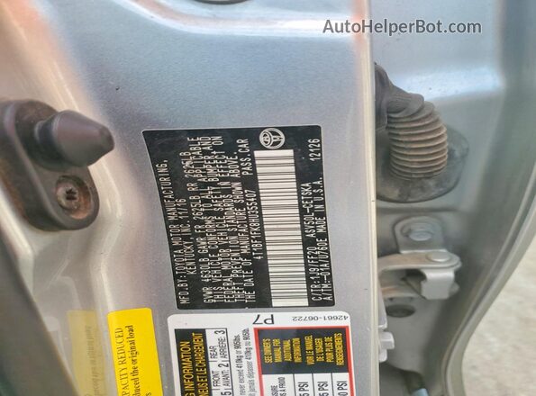 4T1BF1FK8HU355407 2017 TOYOTA CAMRY Silver Engine compartment view