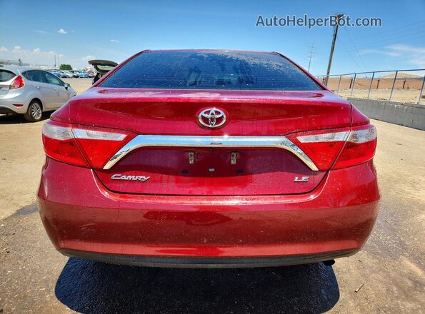 4T1BF1FK8HU623114 2017 TOYOTA CAMRY Red Rear view