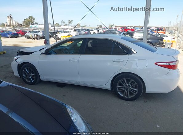4T1BF1FK8HU670403 2017 TOYOTA CAMRY White 360 interior view