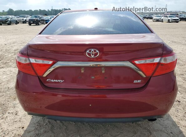 4T1BF1FK8HU751630 2017 TOYOTA CAMRY Burgundy Вид ззаду