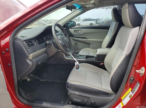 4T1BF1FK8HU751630 2017 TOYOTA CAMRY Burgundy Вид салону спереду