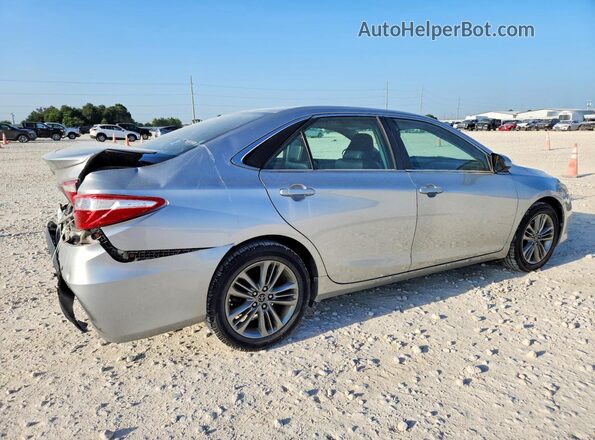 4T1BF1FK9GU124577 2016 TOYOTA CAMRY Серебряный Задняя правая четверть