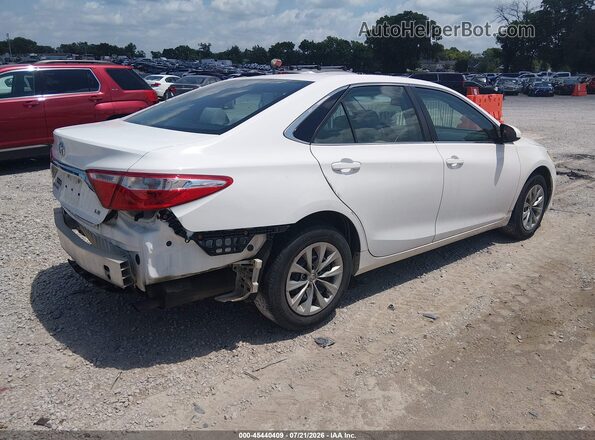 4T1BF1FK9GU144635 2016 TOYOTA CAMRY White Задня права чверть