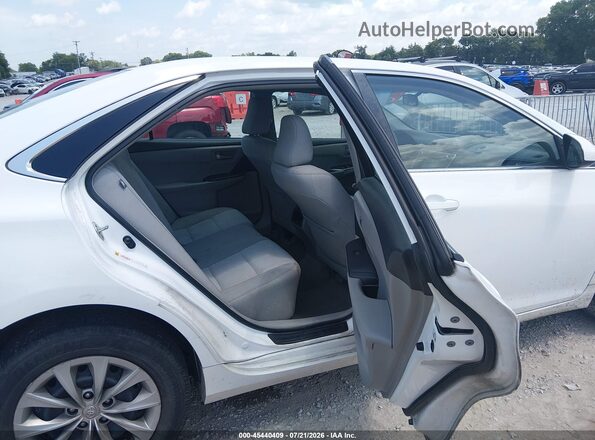 4T1BF1FK9GU144635 2016 TOYOTA CAMRY White Вид наклейки з VIN-кодом