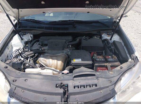 4T1BF1FK9GU144635 2016 TOYOTA CAMRY White Вид ззаду