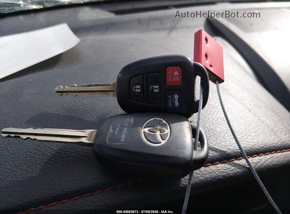 4T1BF1FK9GU186254 2016 TOYOTA CAMRY Silver Вид панелі приладів