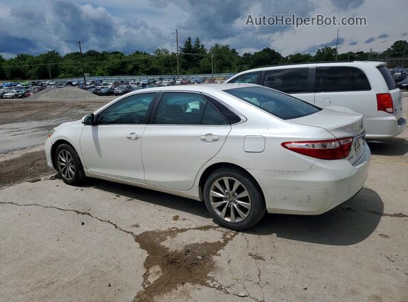 4T1BF1FK9GU609964 2016 TOYOTA CAMRY White Tył lewy