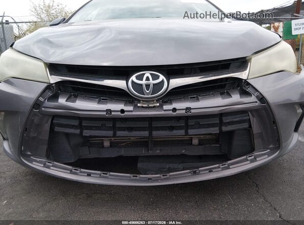 4T1BF1FK9HU269779 2017 TOYOTA CAMRY Gray Вид спереду