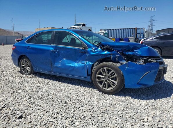 4T1BF1FK9HU617399 2017 TOYOTA CAMRY Blue Przód prawy