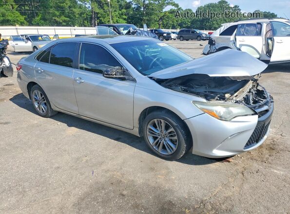 4T1BF1FKXGU131652 2016 TOYOTA CAMRY Silver Front right
